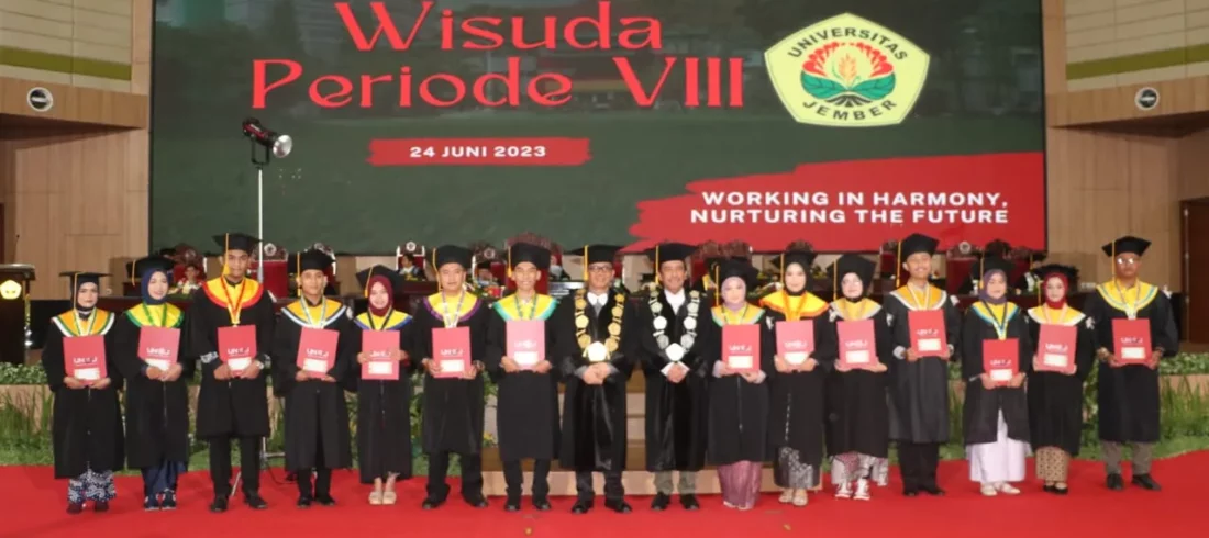 Wisuda VIII_UNEJ