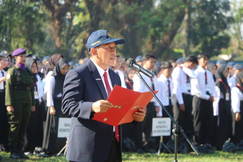 Wakil Rektor Bidang Kemahasiswaan dan Alumni Fendi Setyawan