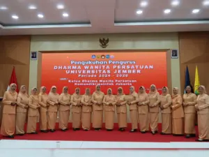 Ketua DWP Kemdiktisaintek Lantik Pengurus DWP PTN dan LLDIKTI Se-Indonesia, DWP UNEJ Siap Tingkatkan Peran Keluarga ASN