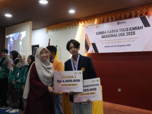 Inovasi BirdGuard Membawa Mahasiswa UNEJ Raih Juara 1 dan Best Presentation LKTIN