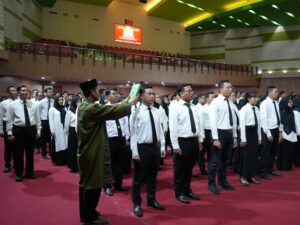 729 PPPK Tahun 2025 Resmi Dilantik, Rektor: Jaga Etos Kerja dan Kelola Penghasilan Baru dengan Bijak