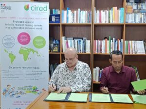 Penandatanganan MoA Fakultas Pertanian UNEJ dengan CIRAD