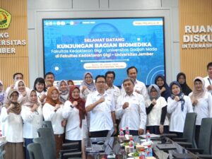 FKG UNEJ Sambut Delegasi FKG UGM untuk Kolaborasi Berkelanjutan